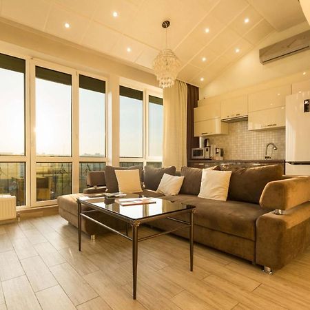 Wonderful Penthouse In Centr Of Chisinau Apartment Exterior photo